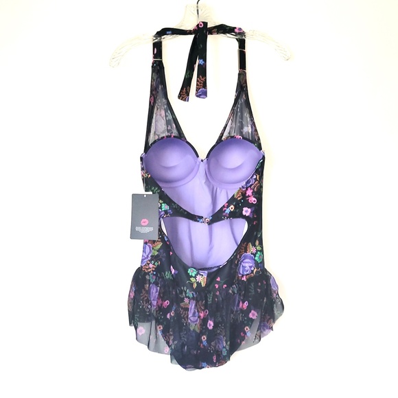 Marilyn Monroe Floral Skirted One Piece Swimsuit - M - Picture 5 of 9